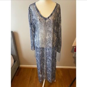Beach maxi cover up, one size, blue paisley sheet design